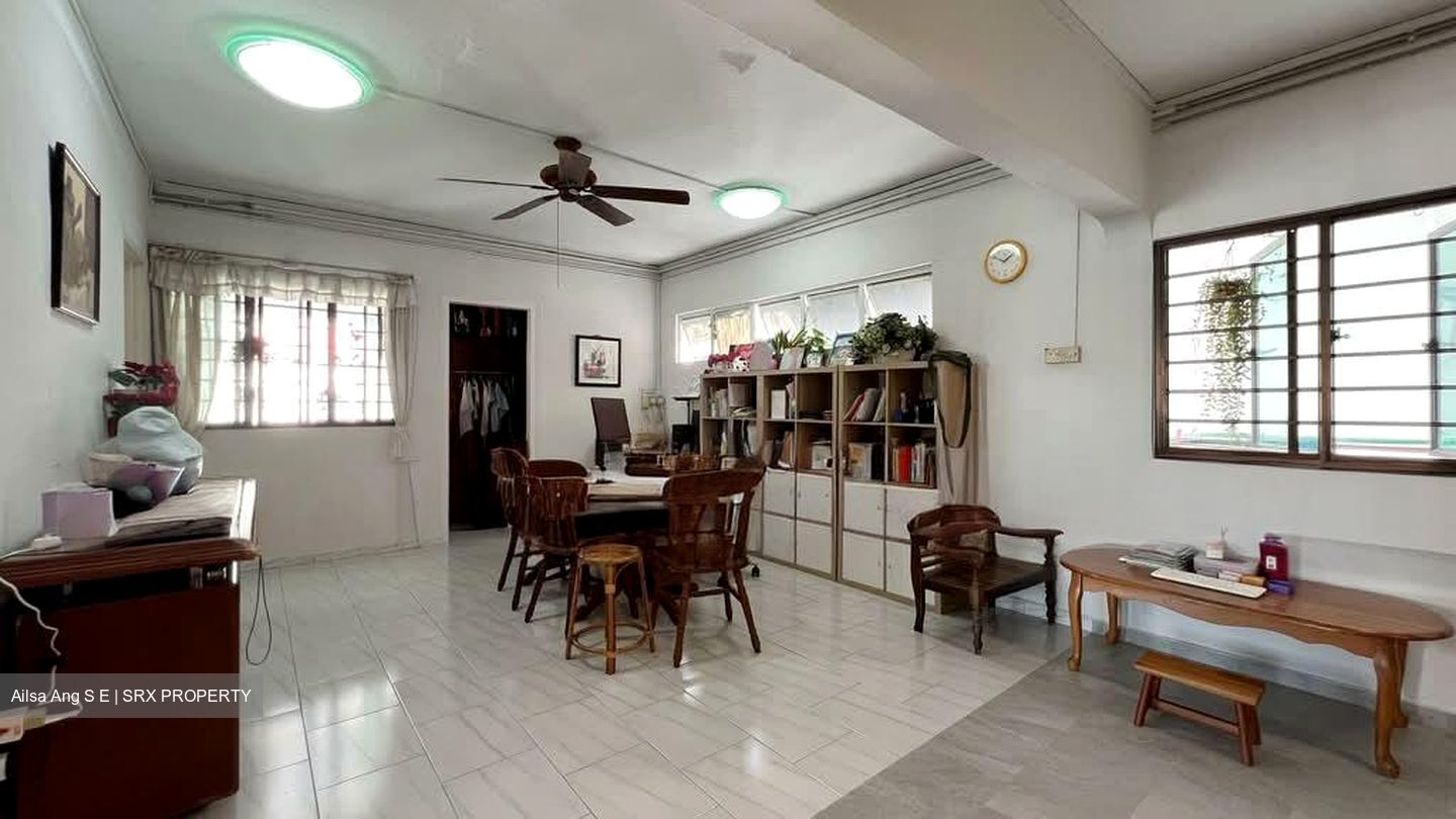 Blk 429 Tampines Street 41 (Tampines), HDB Executive #562112111